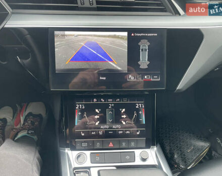 Чорний Ауді E-Tron, об'ємом двигуна 0 л та пробігом 22 тис. км за 33999 $, фото 48 на Automoto.ua