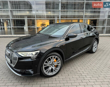 Чорний Ауді E-Tron, об'ємом двигуна 0 л та пробігом 35 тис. км за 37900 $, фото 28 на Automoto.ua