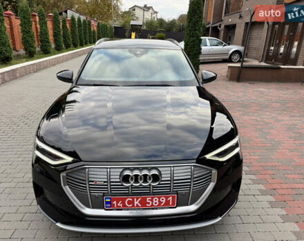 Черный Ауди E-Tron, объемом двигателя 0 л и пробегом 22 тыс. км за 37700 $, фото 42 на Automoto.ua