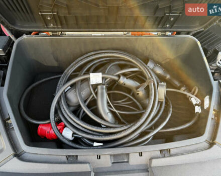 Черный Ауди E-Tron, объемом двигателя 0 л и пробегом 38 тыс. км за 37300 $, фото 39 на Automoto.ua