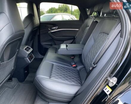 Черный Ауди E-Tron, объемом двигателя 0 л и пробегом 63 тыс. км за 49500 $, фото 111 на Automoto.ua
