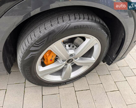 Чорний Ауді E-Tron, об'ємом двигуна 0 л та пробігом 35 тис. км за 37300 $, фото 17 на Automoto.ua