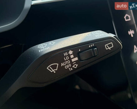 Черный Ауди E-Tron, объемом двигателя 0 л и пробегом 29 тыс. км за 43606 $, фото 66 на Automoto.ua