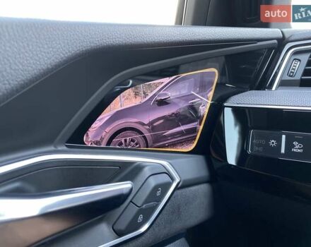 Черный Ауди E-Tron, объемом двигателя 0 л и пробегом 63 тыс. км за 49500 $, фото 10 на Automoto.ua