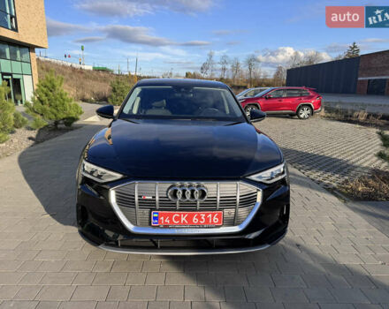 Ауди E-Tron 2023 в Хмельницком на Automoto.ua Черный Ауди E-Tron, объемом двигателя 0 л и пробегом 38 тыс. км за 37900 $, фото 4 на Automoto.ua