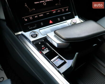 Черный Ауди E-Tron, объемом двигателя 0 л и пробегом 50 тыс. км за 39900 $, фото 32 на Automoto.ua