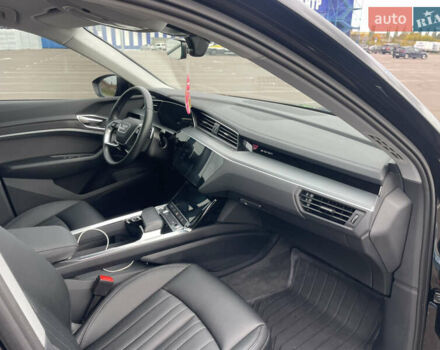 Чорний Ауді E-Tron, об'ємом двигуна 0 л та пробігом 21 тис. км за 34950 $, фото 35 на Automoto.ua