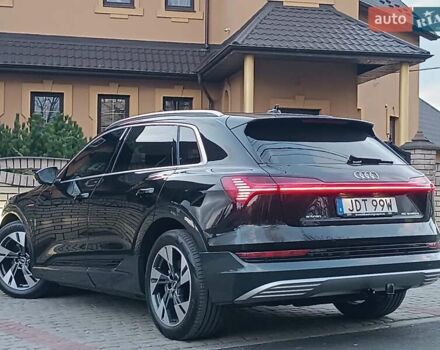 Черный Ауди E-Tron, объемом двигателя 0 л и пробегом 120 тыс. км за 35950 $, фото 16 на Automoto.ua