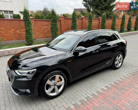 Черный Ауди E-Tron, объемом двигателя 0 л и пробегом 22 тыс. км за 37700 $, фото 14 на Automoto.ua