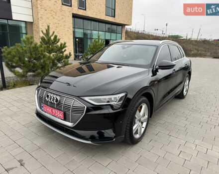 Чорний Ауді E-Tron, об'ємом двигуна 0 л та пробігом 35 тис. км за 37300 $, фото 2 на Automoto.ua