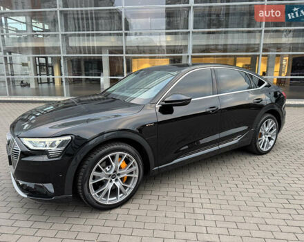 Чорний Ауді E-Tron, об'ємом двигуна 0 л та пробігом 35 тис. км за 37900 $, фото 14 на Automoto.ua