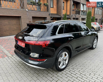 Черный Ауди E-Tron, объемом двигателя 0 л и пробегом 22 тыс. км за 37700 $, фото 8 на Automoto.ua