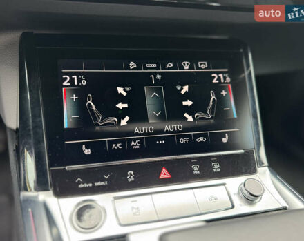 Чорний Ауді E-Tron, об'ємом двигуна 0 л та пробігом 34 тис. км за 39500 $, фото 54 на Automoto.ua