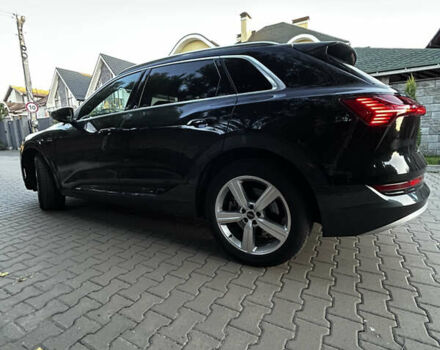 Черный Ауди E-Tron, объемом двигателя 0 л и пробегом 39 тыс. км за 36900 $, фото 13 на Automoto.ua