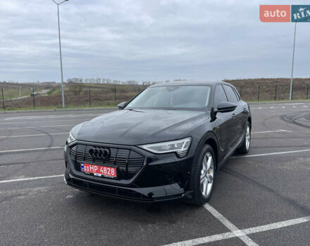 Чорний Ауді E-Tron, об'ємом двигуна 0 л та пробігом 22 тис. км за 33999 $, фото 9 на Automoto.ua