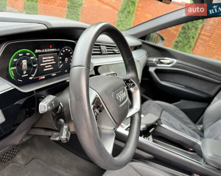 Черный Ауди E-Tron, объемом двигателя 0 л и пробегом 22 тыс. км за 37700 $, фото 45 на Automoto.ua