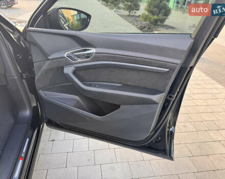 Ауди E-Tron 2023 в Хмельницком на Automoto.ua Черный Ауди E-Tron, объемом двигателя 0 л и пробегом 38 тыс. км за 37900 $, фото 16 на Automoto.ua