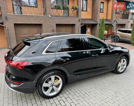 Черный Ауди E-Tron, объемом двигателя 0 л и пробегом 22 тыс. км за 37700 $, фото 10 на Automoto.ua