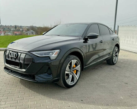 Чорний Ауді E-Tron, об'ємом двигуна 0 л та пробігом 9 тис. км за 58500 $, фото 1 на Automoto.ua