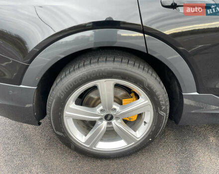 Чорний Ауді E-Tron, об'ємом двигуна 0 л та пробігом 22 тис. км за 33999 $, фото 24 на Automoto.ua