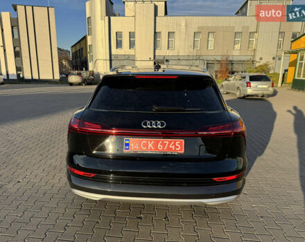 Черный Ауди E-Tron, объемом двигателя 0 л и пробегом 38 тыс. км за 37300 $, фото 11 на Automoto.ua