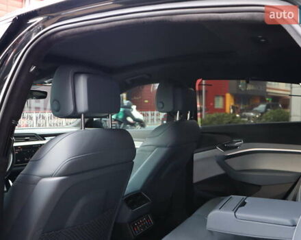 Черный Ауди E-Tron, объемом двигателя 0 л и пробегом 50 тыс. км за 39900 $, фото 44 на Automoto.ua