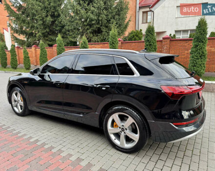 Черный Ауди E-Tron, объемом двигателя 0 л и пробегом 22 тыс. км за 37700 $, фото 11 на Automoto.ua