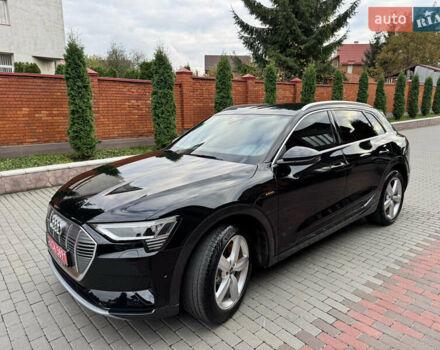 Черный Ауди E-Tron, объемом двигателя 0 л и пробегом 22 тыс. км за 37700 $, фото 17 на Automoto.ua