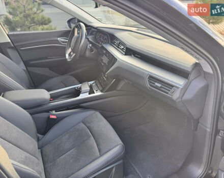 Ауди E-Tron 2023 в Хмельницком на Automoto.ua Черный Ауди E-Tron, объемом двигателя 0 л и пробегом 38 тыс. км за 37900 $, фото 15 на Automoto.ua