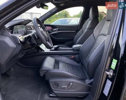 Черный Ауди E-Tron, объемом двигателя 0 л и пробегом 63 тыс. км за 49500 $, фото 2 на Automoto.ua