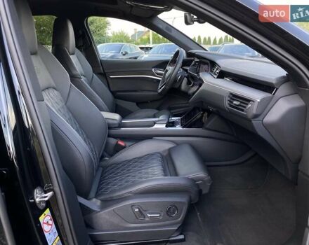 Черный Ауди E-Tron, объемом двигателя 0 л и пробегом 63 тыс. км за 49500 $, фото 119 на Automoto.ua