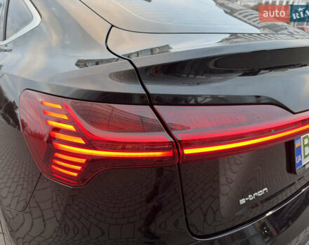 Чорний Ауді E-Tron, об'ємом двигуна 0 л та пробігом 35 тис. км за 37900 $, фото 54 на Automoto.ua