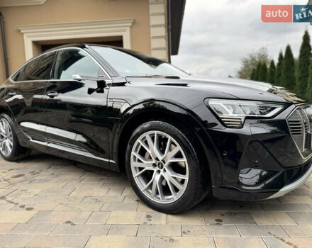 Чорний Ауді E-Tron, об'ємом двигуна 0 л та пробігом 34 тис. км за 39500 $, фото 11 на Automoto.ua