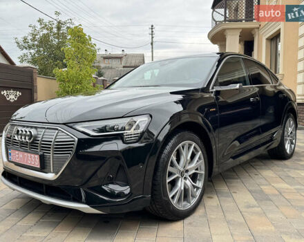 Чорний Ауді E-Tron, об'ємом двигуна 0 л та пробігом 34 тис. км за 39500 $, фото 30 на Automoto.ua