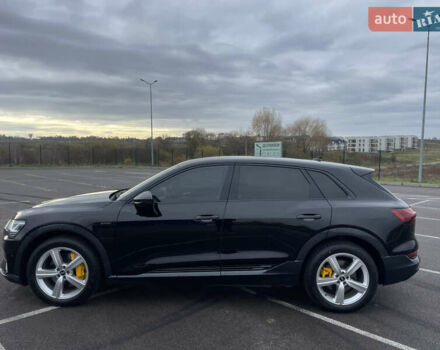Чорний Ауді E-Tron, об'ємом двигуна 0 л та пробігом 22 тис. км за 33999 $, фото 7 на Automoto.ua