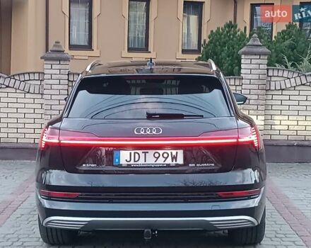 Черный Ауди E-Tron, объемом двигателя 0 л и пробегом 120 тыс. км за 35950 $, фото 23 на Automoto.ua