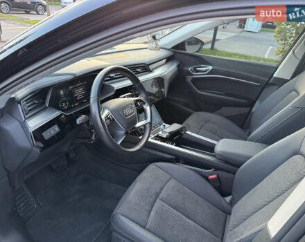 Чорний Ауді E-Tron, об'ємом двигуна 0 л та пробігом 35 тис. км за 37900 $, фото 10 на Automoto.ua