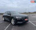 Чорний Ауді E-Tron, об'ємом двигуна 0 л та пробігом 22 тис. км за 33999 $, фото 2 на Automoto.ua