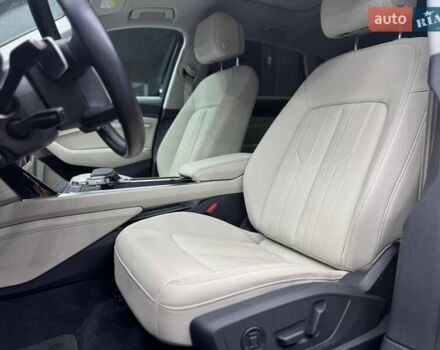 Черный Ауди E-Tron, объемом двигателя 0 л и пробегом 62 тыс. км за 36500 $, фото 8 на Automoto.ua