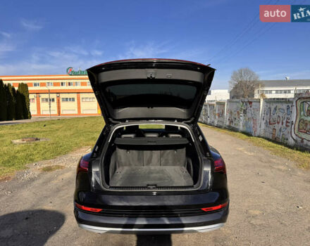 Чорний Ауді E-Tron, об'ємом двигуна 0 л та пробігом 70 тис. км за 36900 $, фото 33 на Automoto.ua