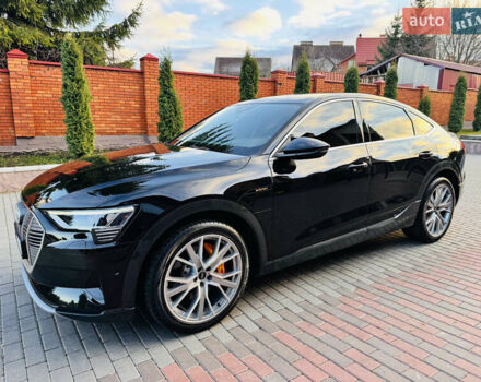 Чорний Ауді E-Tron, об'ємом двигуна 0 л та пробігом 27 тис. км за 38700 $, фото 2 на Automoto.ua
