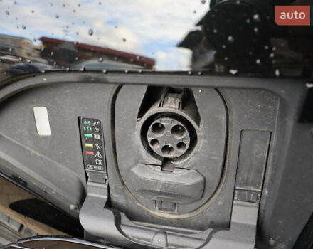 Черный Ауди E-Tron, объемом двигателя 0 л и пробегом 50 тыс. км за 39900 $, фото 11 на Automoto.ua