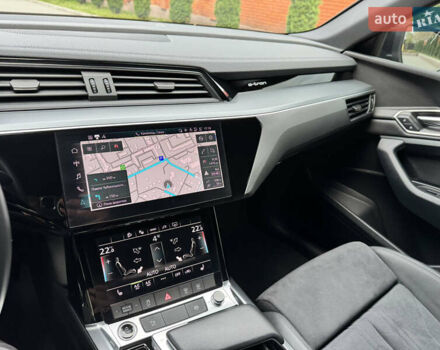 Черный Ауди E-Tron, объемом двигателя 0 л и пробегом 22 тыс. км за 37700 $, фото 56 на Automoto.ua