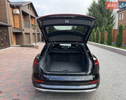 Черный Ауди E-Tron, объемом двигателя 0 л и пробегом 42 тыс. км за 38500 $, фото 20 на Automoto.ua