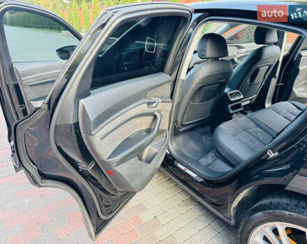 Чорний Ауді E-Tron, об'ємом двигуна 0 л та пробігом 27 тис. км за 38700 $, фото 31 на Automoto.ua