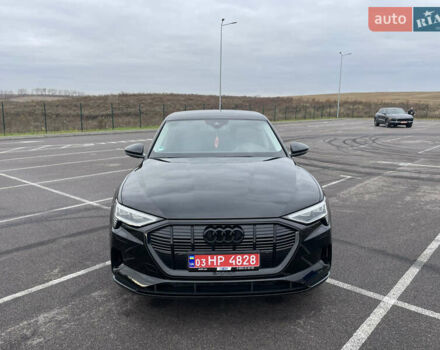 Чорний Ауді E-Tron, об'ємом двигуна 0 л та пробігом 22 тис. км за 33999 $, фото 10 на Automoto.ua