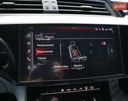 Черный Ауди E-Tron, объемом двигателя 0 л и пробегом 50 тыс. км за 39900 $, фото 39 на Automoto.ua