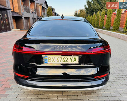 Чорний Ауді E-Tron, об'ємом двигуна 0 л та пробігом 27 тис. км за 38700 $, фото 10 на Automoto.ua
