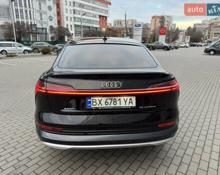 Чорний Ауді E-Tron, об'ємом двигуна 0 л та пробігом 35 тис. км за 37900 $, фото 19 на Automoto.ua