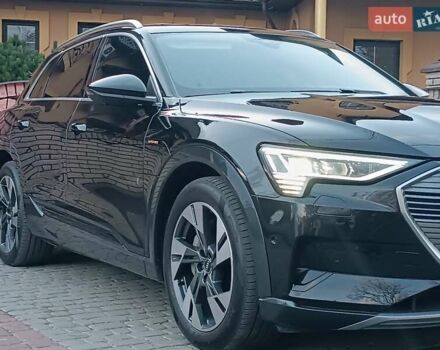Черный Ауди E-Tron, объемом двигателя 0 л и пробегом 120 тыс. км за 35950 $, фото 13 на Automoto.ua